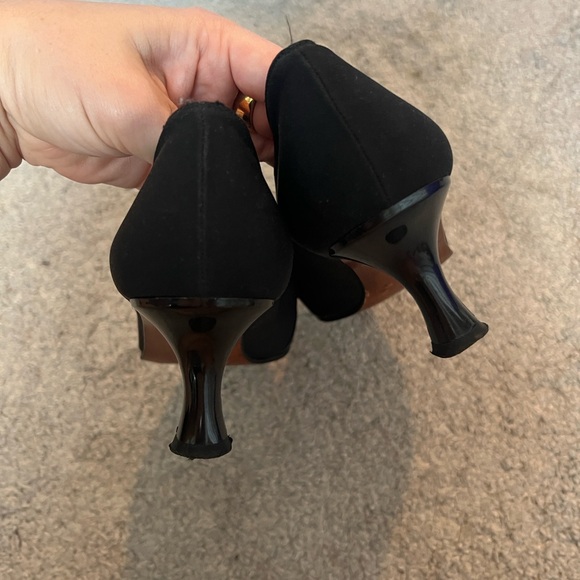 Vintage 90’s Stuart Weitzman Black Bow Heels - Picture 5 of 6